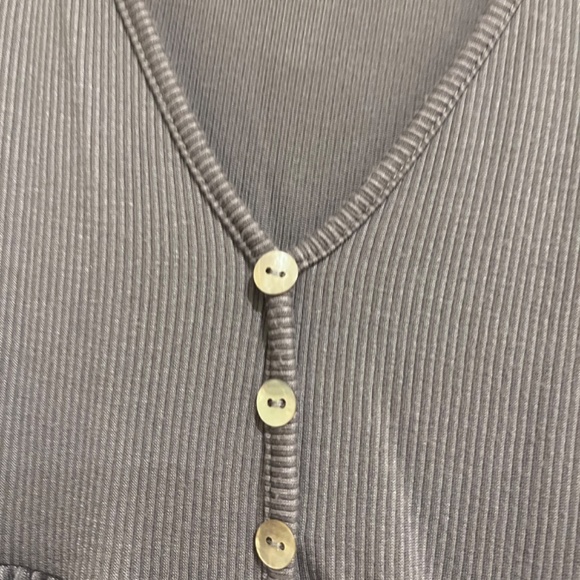 Dress - Picture 2 of 4